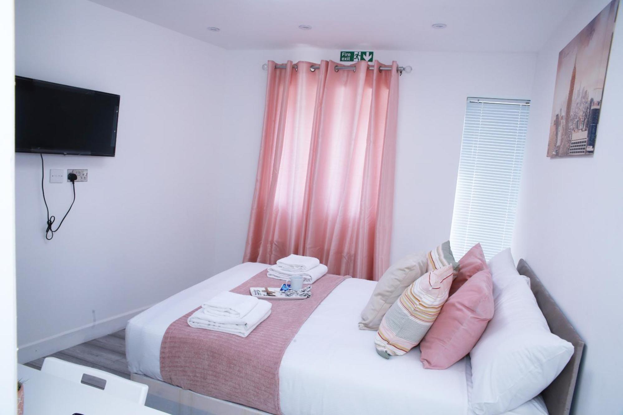 Ferienwohnung Harrow Luxury Flat With Free Parking. London Exterior foto